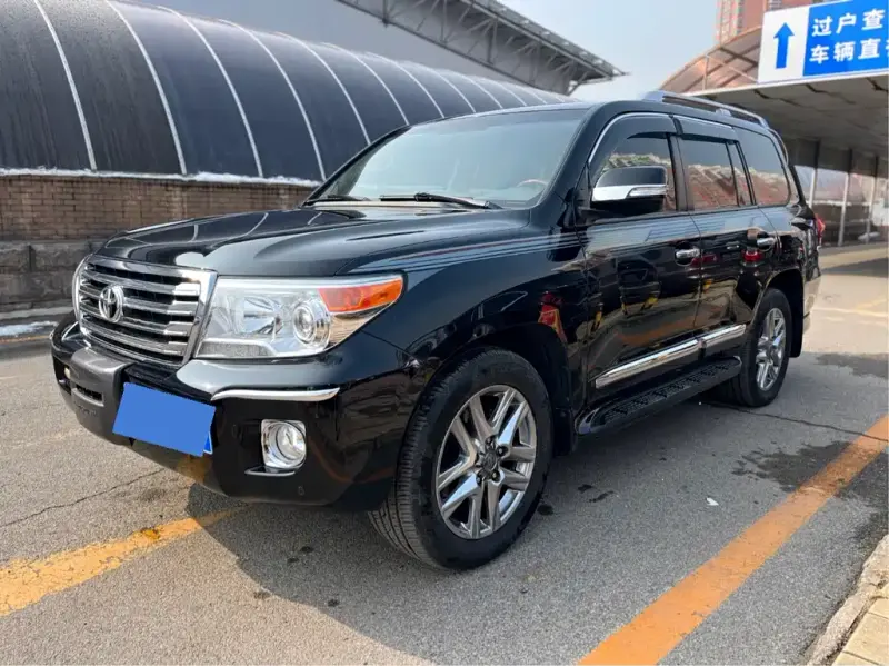 Toyota Land Cruiser, 2015