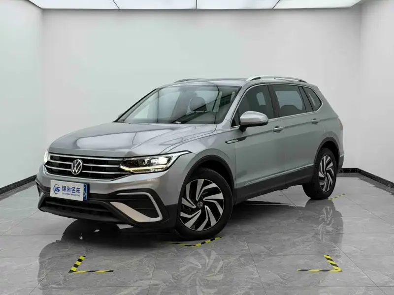 Volkswagen Tiguan L, 2022