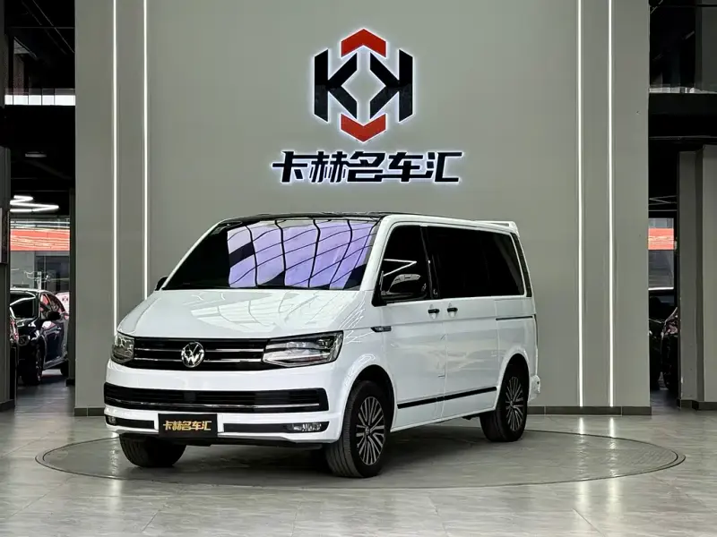Volkswagen Multivan, 2017 — фото 1