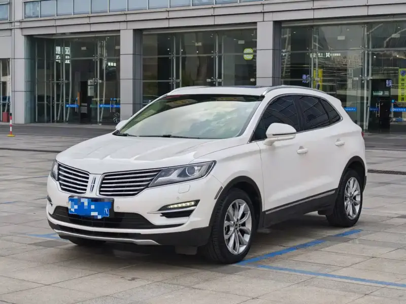 Lincoln MKC, 2017