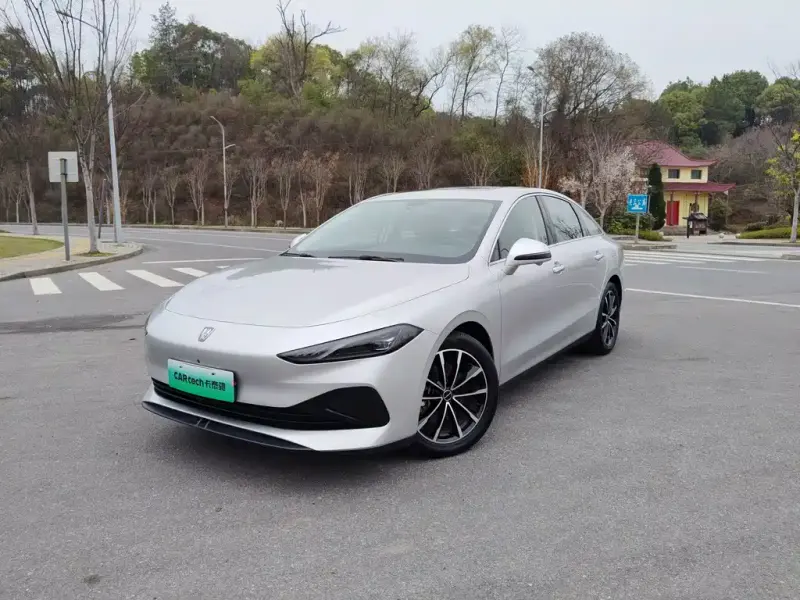 Roewe D7, 2025
