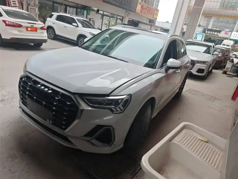 Audi Q3, 2022