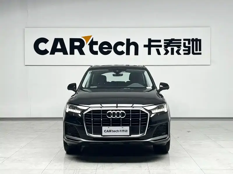 Audi Q7, 2023 — фото 1