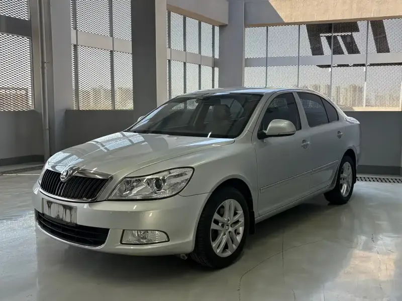 Skoda Octavia, 2014 — фото 1