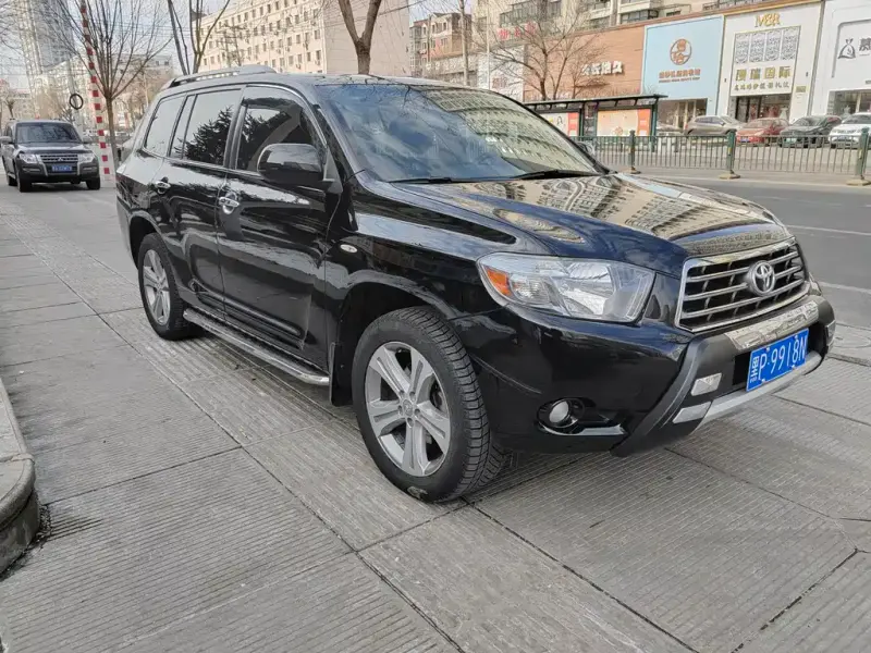 Toyota Highlander, 2011 — фото 1