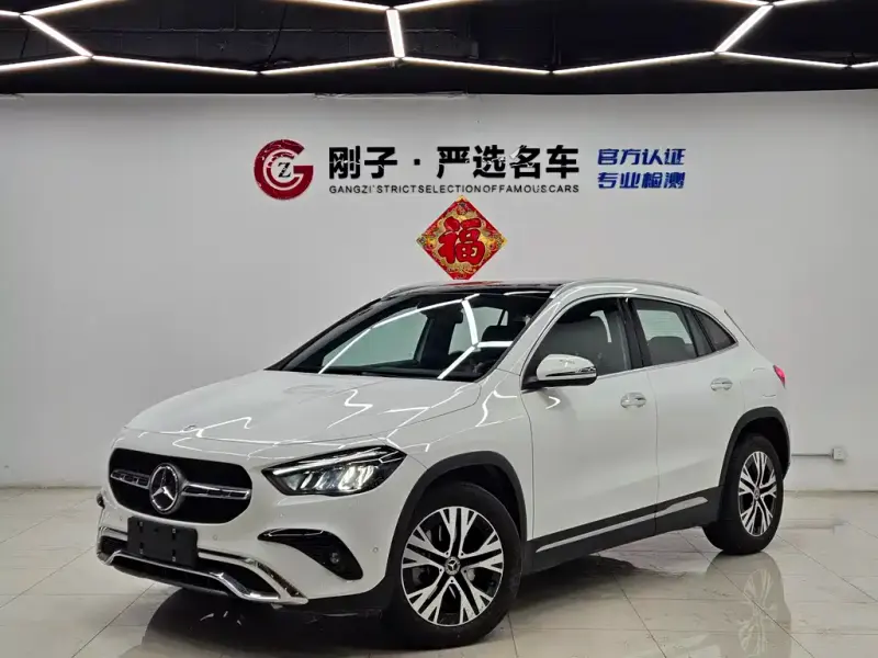 Mercedes-Benz GLA, 2025