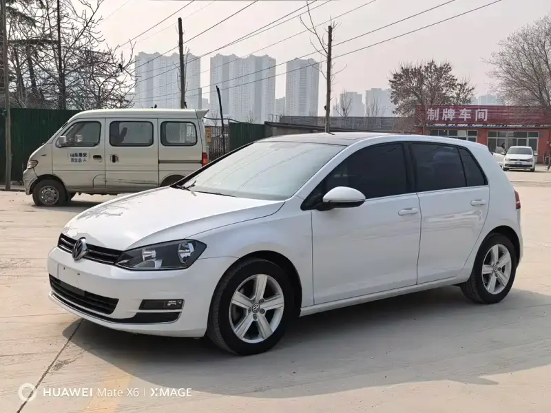 Volkswagen Golf, 2015