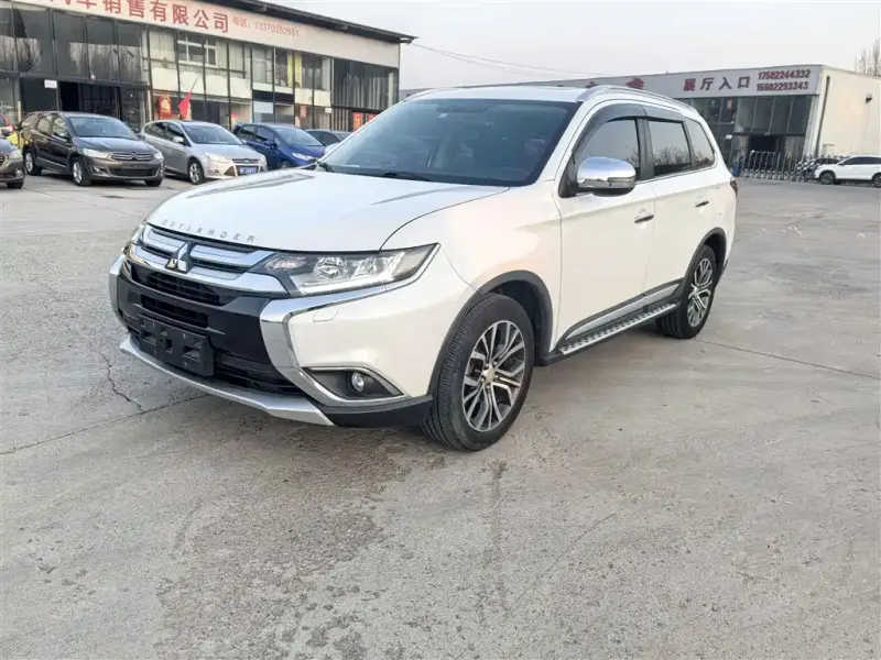 Mitsubishi Outlander, 2017