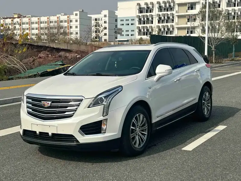 Cadillac XT5, 2018 — фото 1