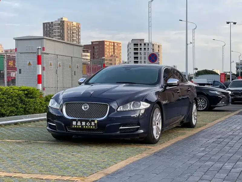 Jaguar XJ, 2014