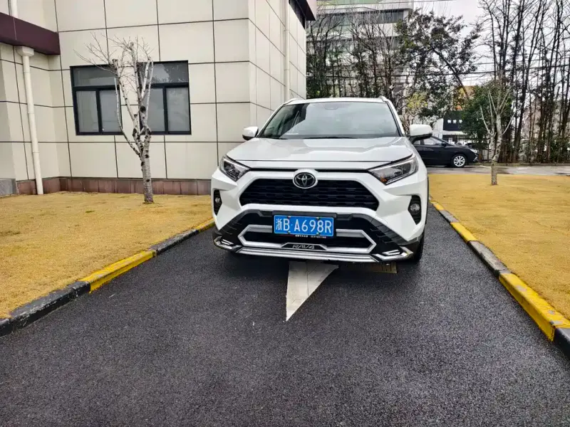 Toyota RAV4, 2020