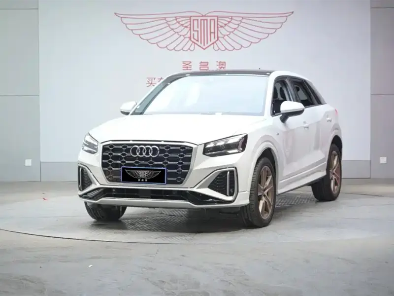 Audi Q2L, 2024