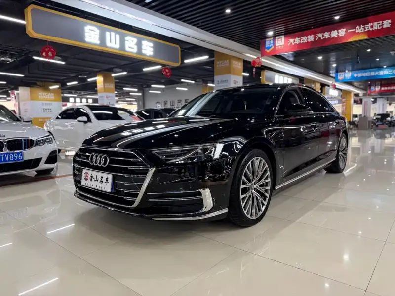 Audi A8, 2022