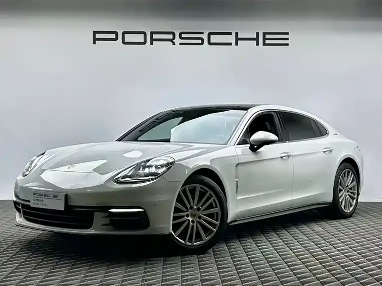 Porsche Panamera, 2018