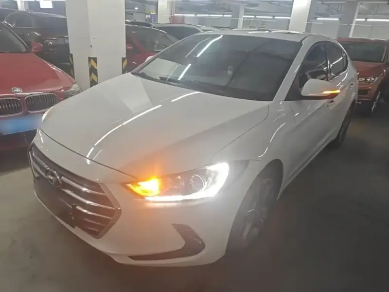 Hyundai Elantra, 2017