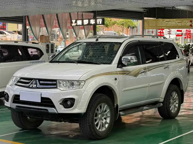 Mitsubishi Pajero Sport, 2017