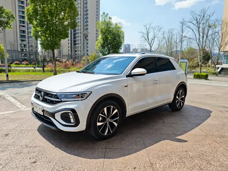 Volkswagen T-Roc, 2024