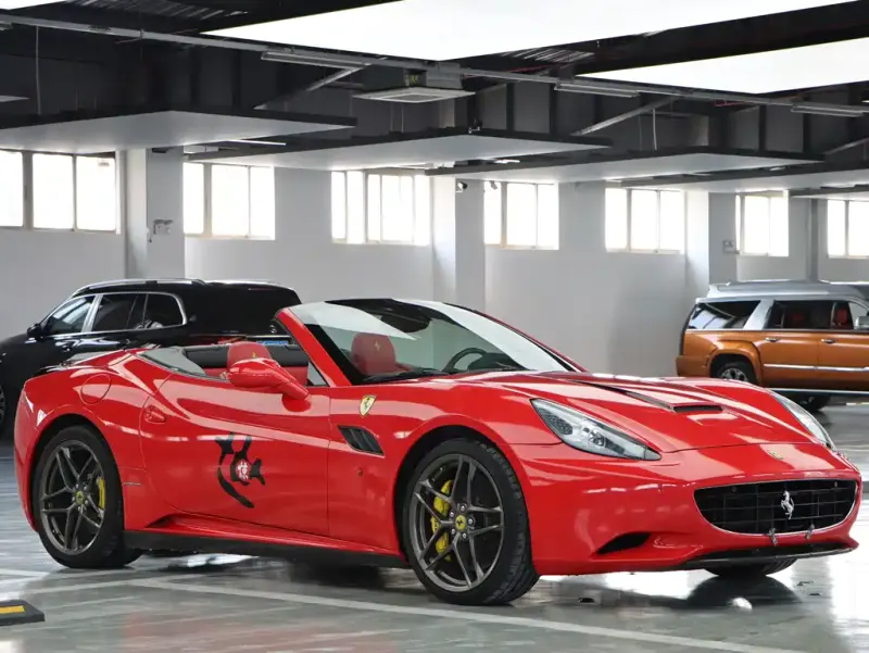 Ferrari California T, 2012