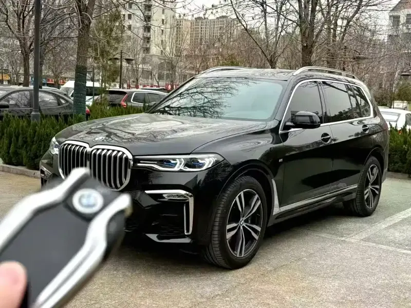 BMW X7, 2021