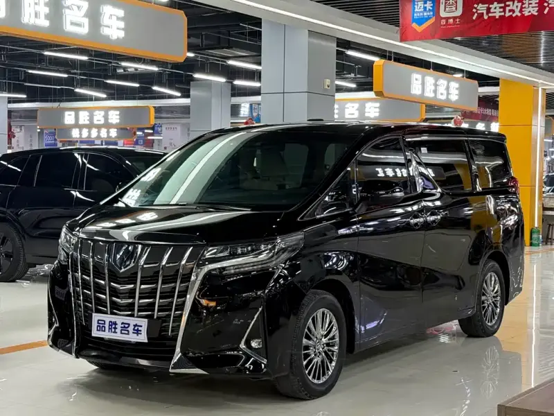 Toyota Alphard, 2022