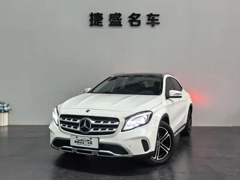Mercedes-Benz GLA, 2018
