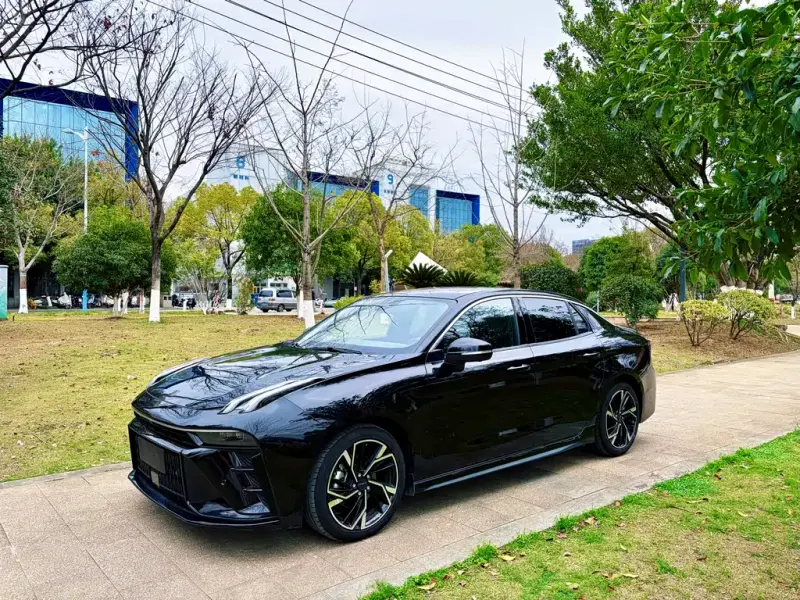 Lynk & Co 03, 2023