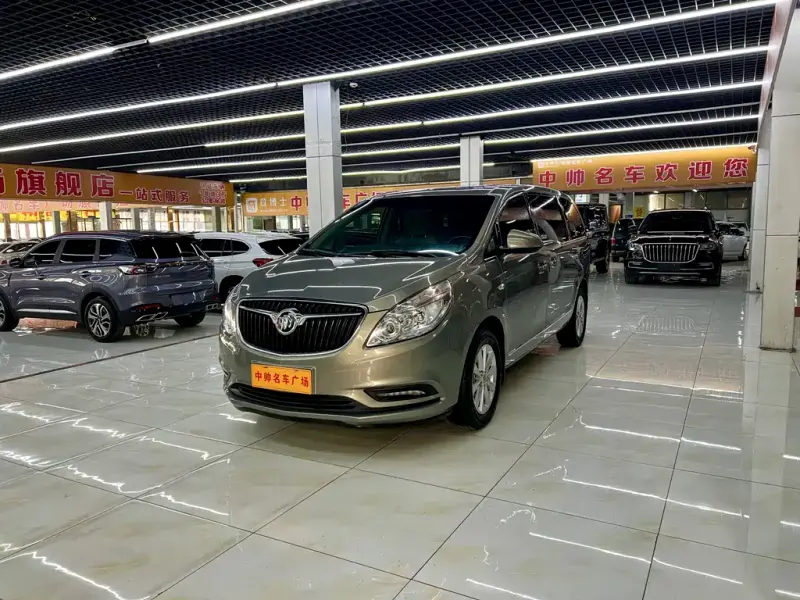 Buick GL8, 2019