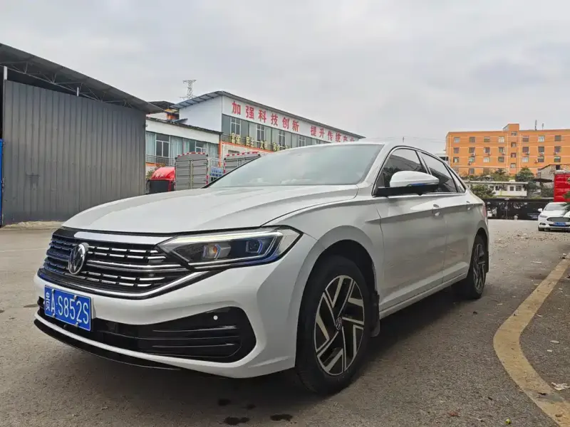 Volkswagen Sagitar, 2023