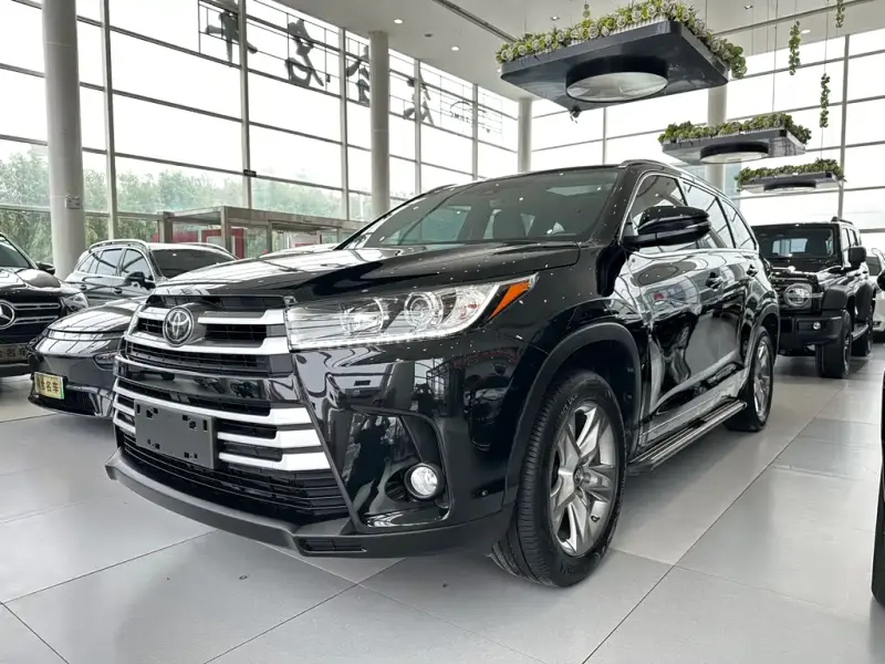 Toyota Highlander, 2020 — фото 1