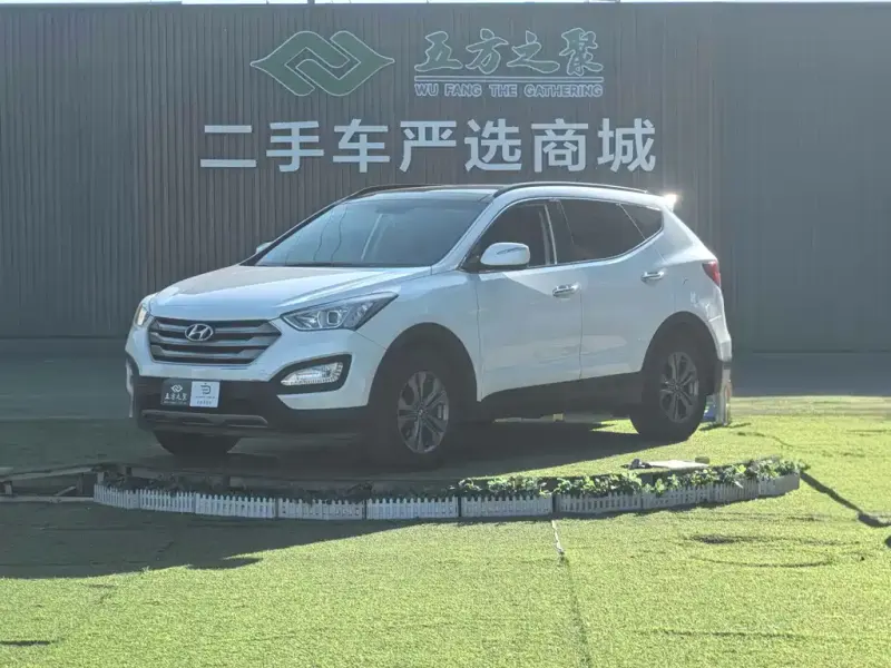 Hyundai Santa Fe, 2014