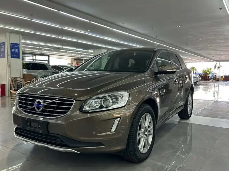 Volvo XC60, 2015 — фото 1