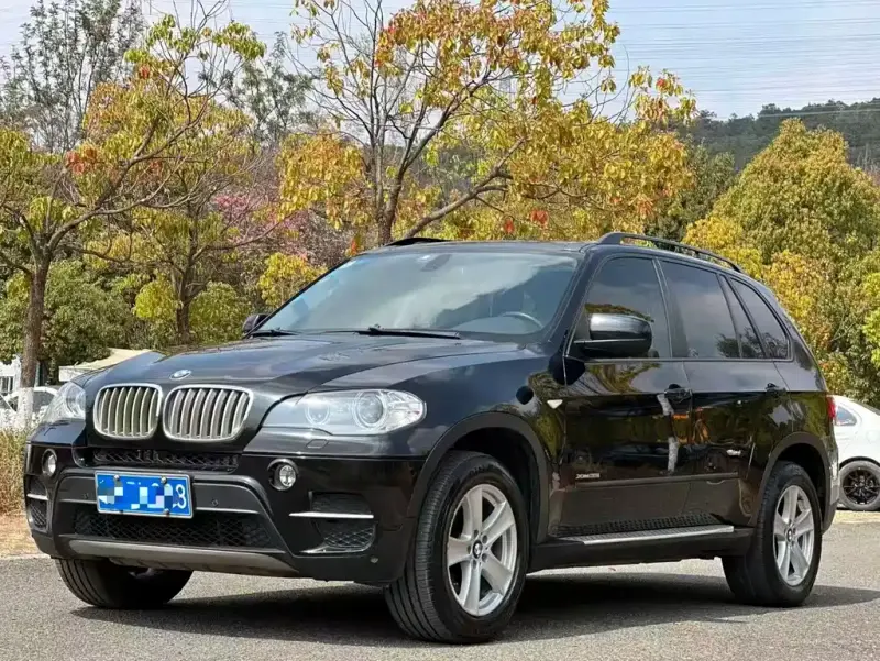 BMW X5 (Import), 2011