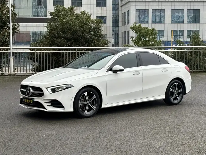 Mercedes-Benz A-Class, 2022 — фото 1