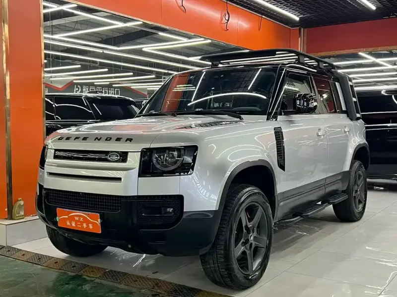 Land Rover Defender, 2021