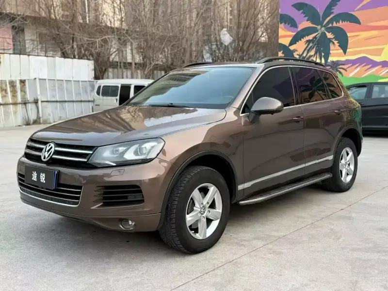 Volkswagen Touareg, 2013