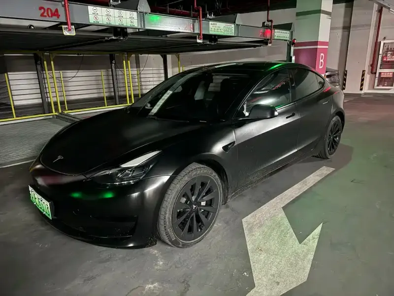 Tesla Model 3, 2021