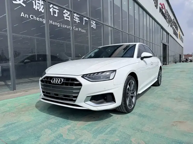 Audi A4L, 2021