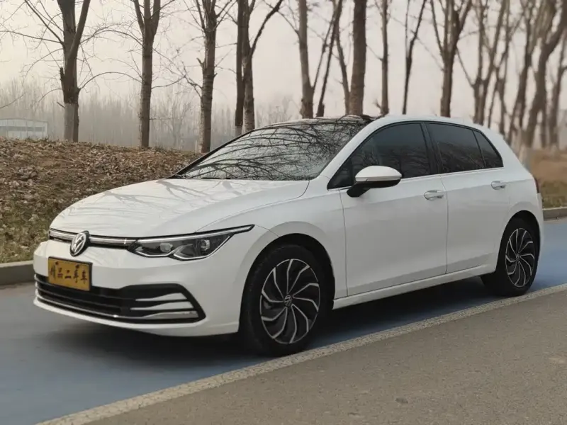 Volkswagen Golf, 2021
