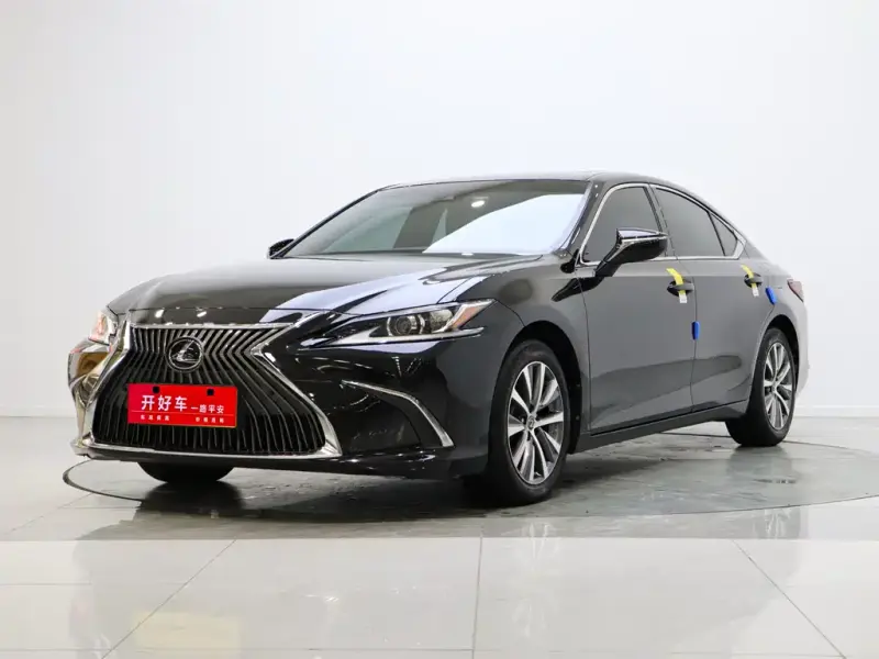 Lexus ES, 2019