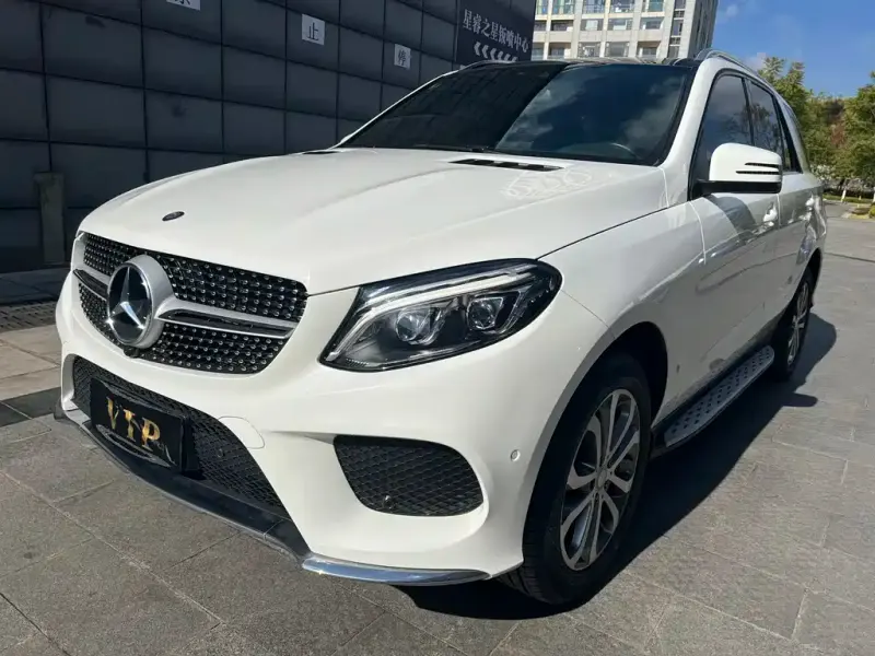 Mercedes-Benz GLE, 2017 — фото 1