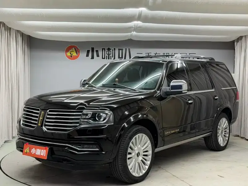 Lincoln Navigator, 2017 — фото 1