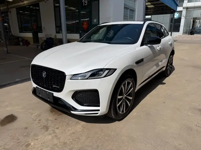 Jaguar F-PACE, 2023