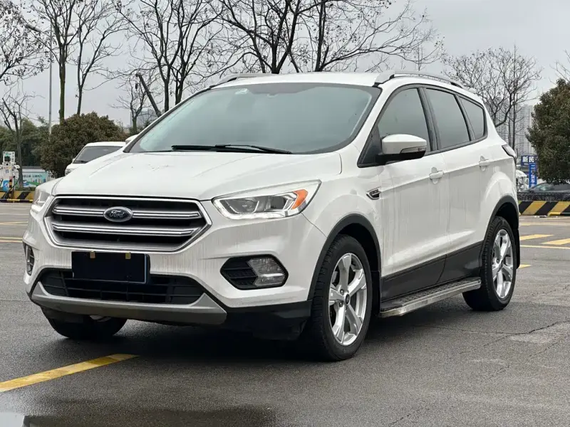 Ford Kuga, 2017