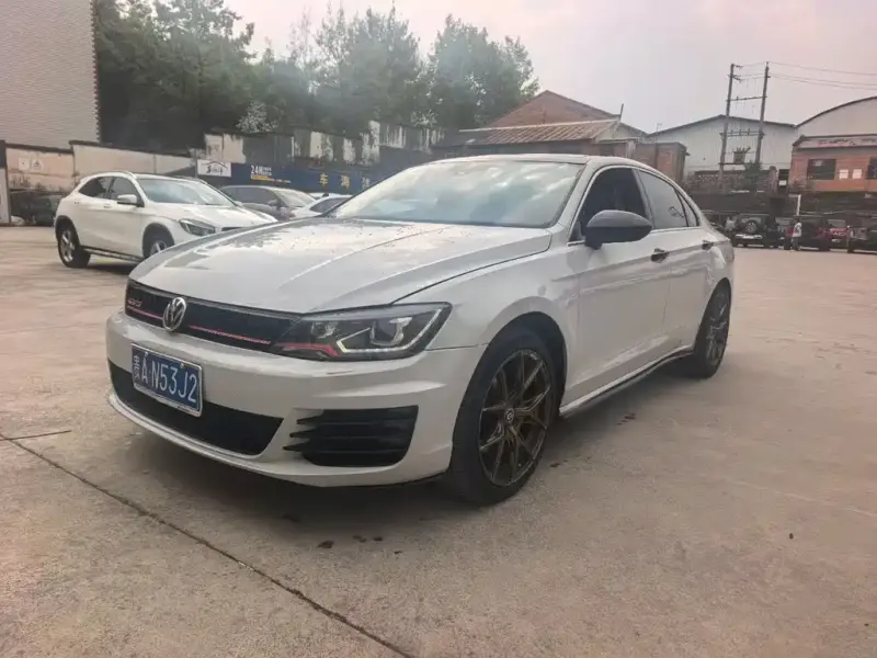 Volkswagen Lamando, 2016