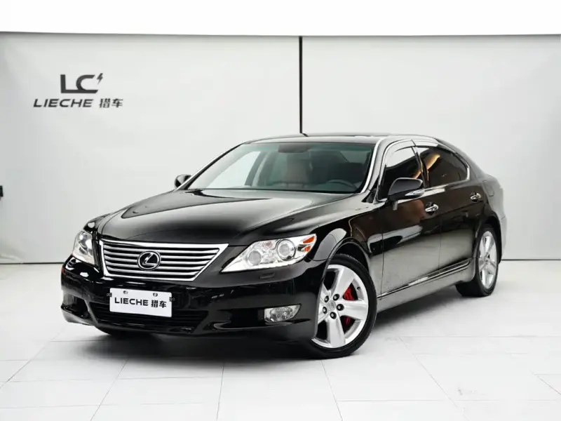 Lexus LS, 2010
