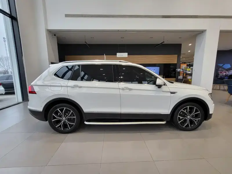 Volkswagen Tiguan L, 2019