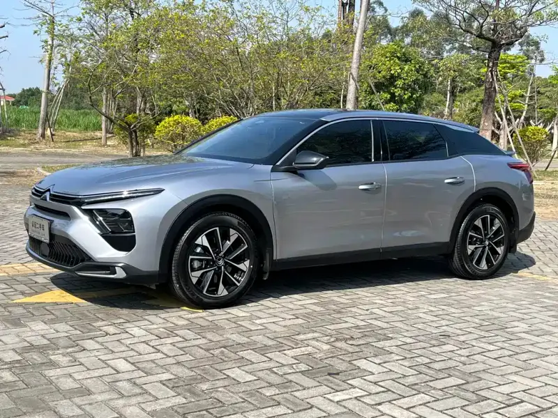 Citroen C5 X, 2024