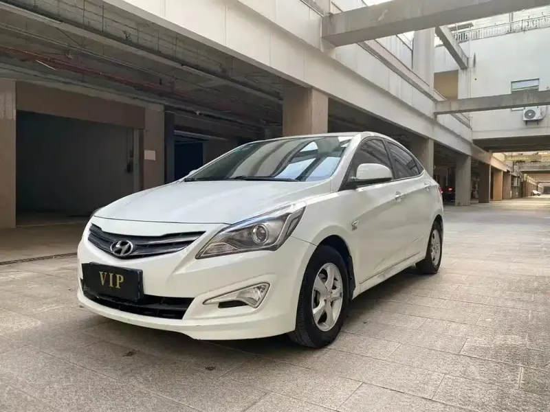 Hyundai Verna, 2015 — фото 1