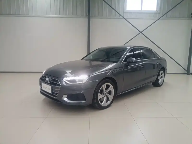 Audi A4L, 2020