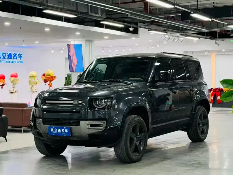 Land Rover Defender, 2022
